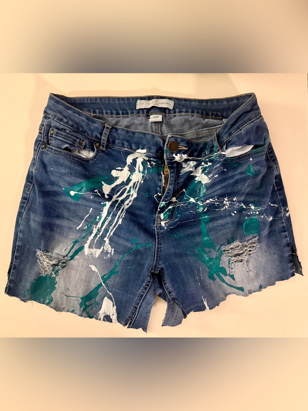 Handmade Paint-Splatter Jean Shorts in Blue raw hem. Size 12 US or Chicos 2
